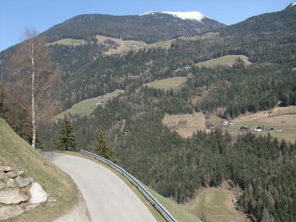 Ausserangistlhof Campo Tures Ruang foto